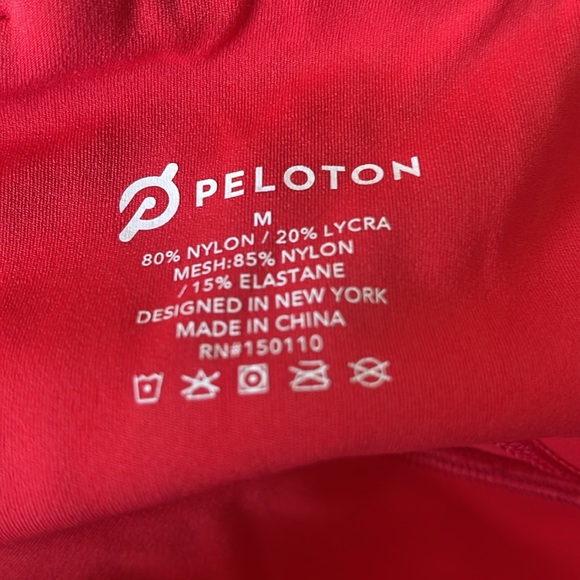 PELOTON Sport Capri Red Leggings Size Medium Workout Cycling Leggings - Picture 6 of 6